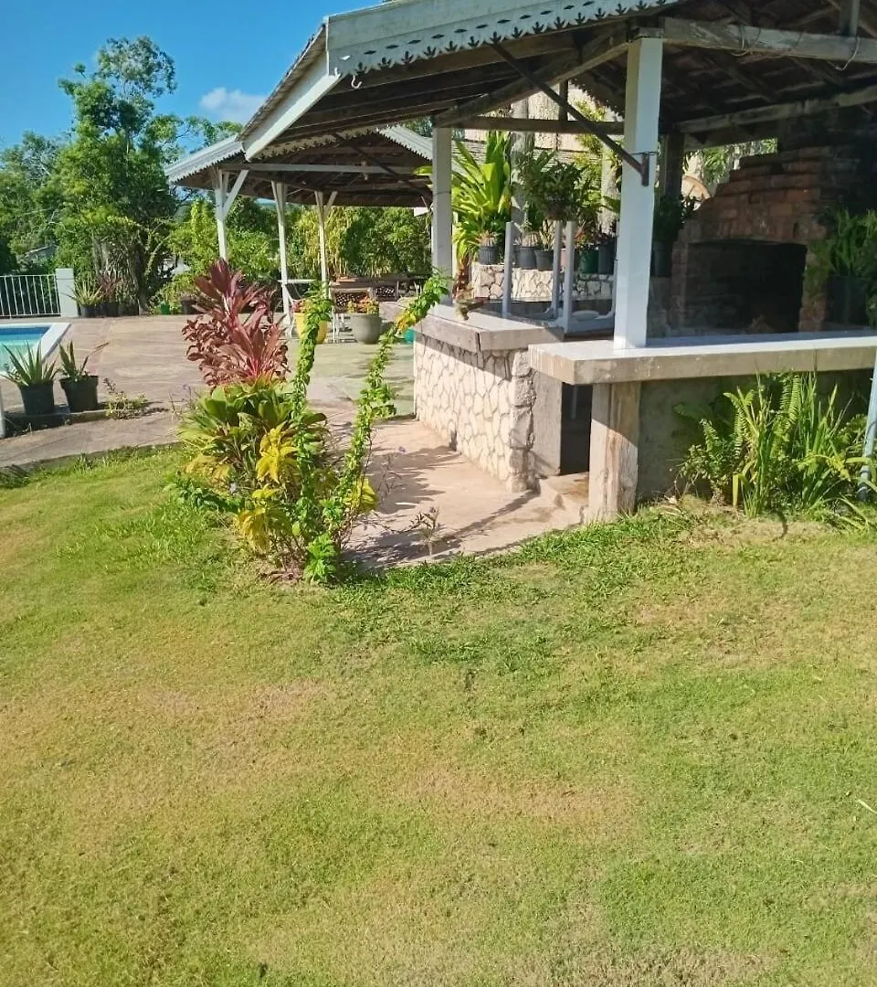 Villa Escape To Parakeethill B&B Negril Jamaica